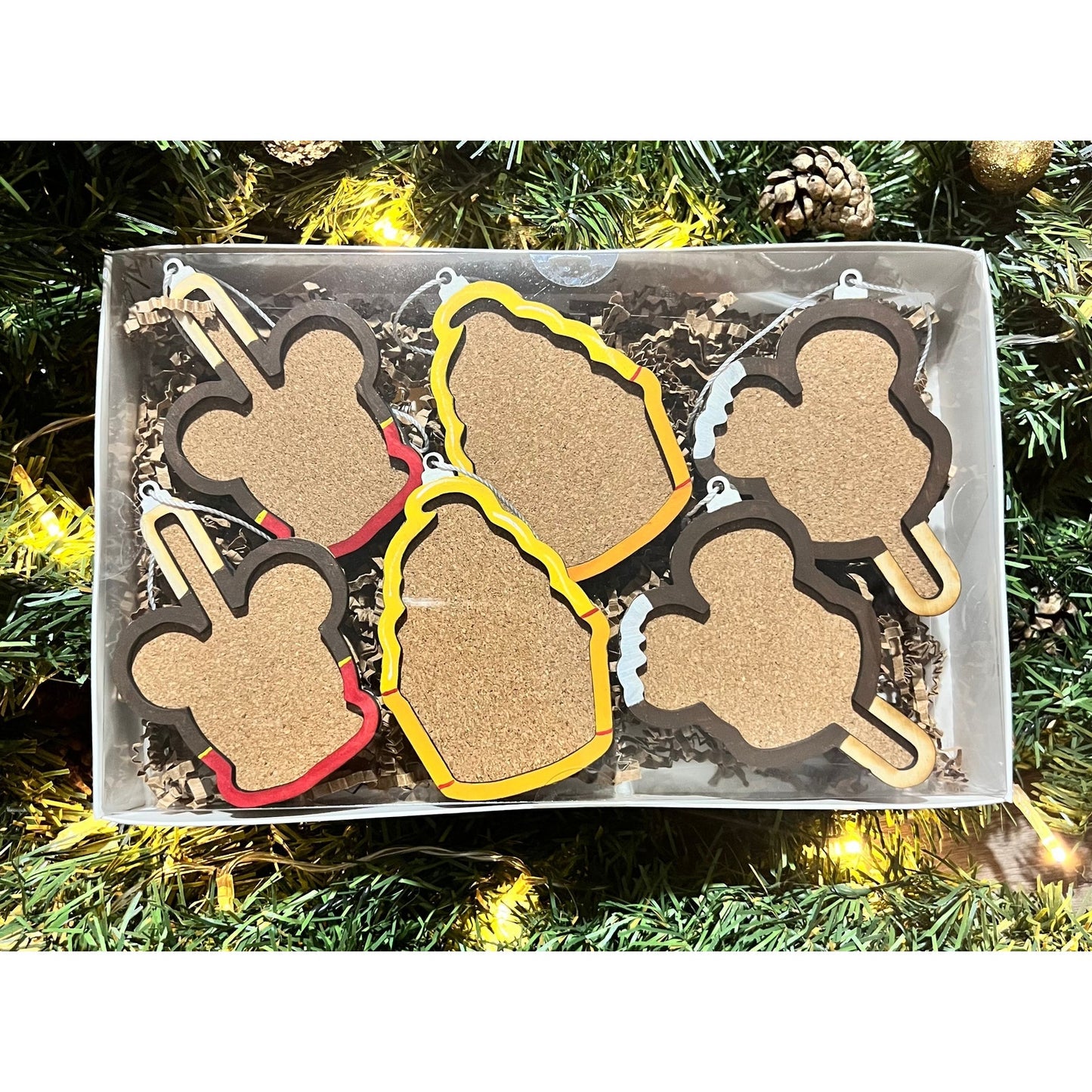 Disney Pin Board Ornaments 6-Pack Disney Snacks